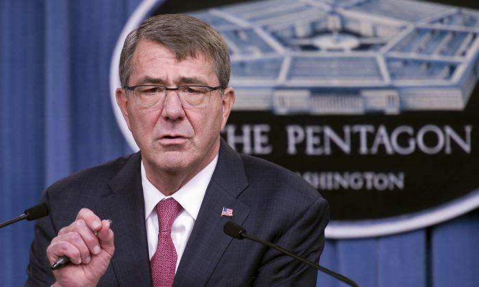 Carter in Iraq to Seek New Ways to Battle ISIS