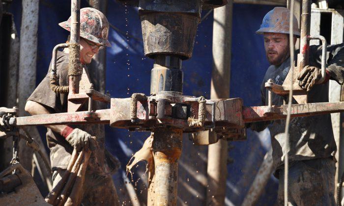 Oil Price Drops to Lowest Since 2009, Sinking Energy Stocks