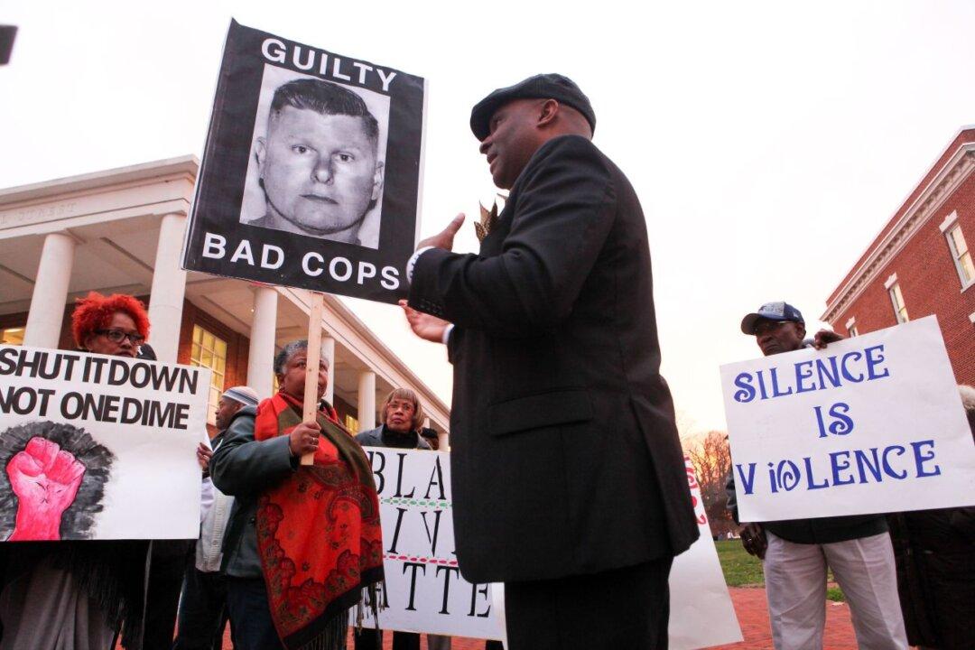 Delaware Jury Acquits Officer Who Kicked Suspect in Head That Was Captured on Video