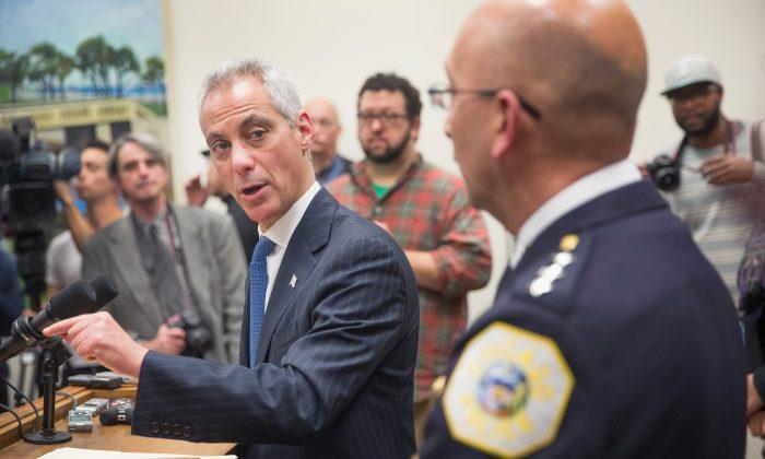Chicago Mayor Apologizes for 2014 Shooting, Vows Reforms