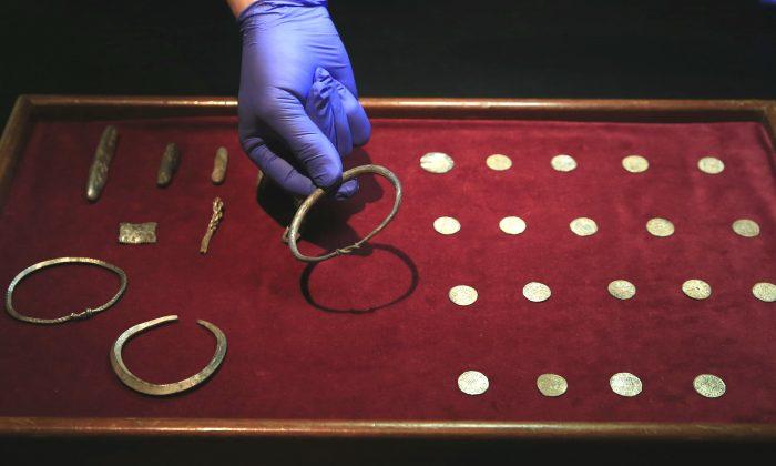 Viking Hoard Found in Field Sheds Light on England’s Origins