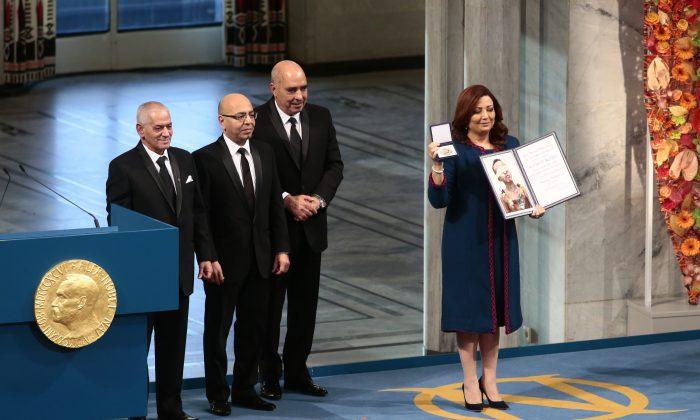 Tunisian Democracy Group Collects 2015 Nobel Peace Prize