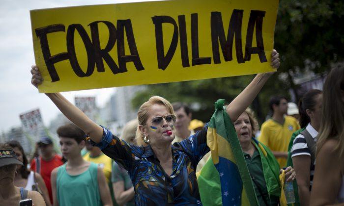 Thousands in Brazil Rally to Demand President’s Impeachment