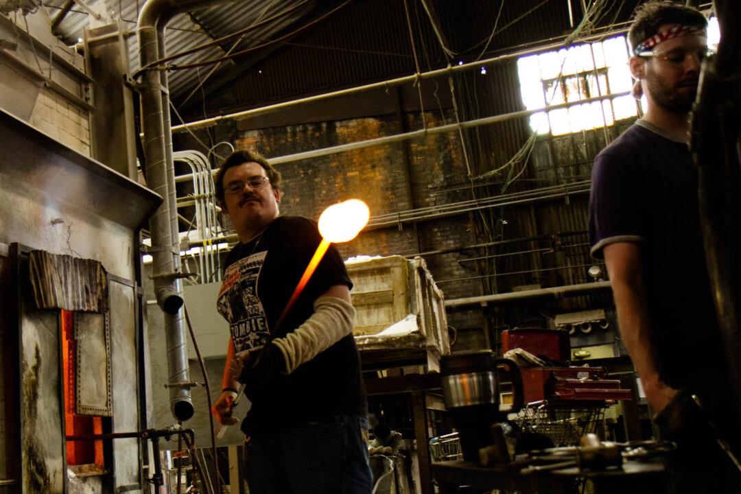 Manufacturing in New York Shrinks for 5th Straight Month