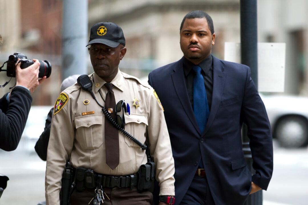 First Trial in Freddie Gray Death Ends in Mistrial, Officer Might Be Retried