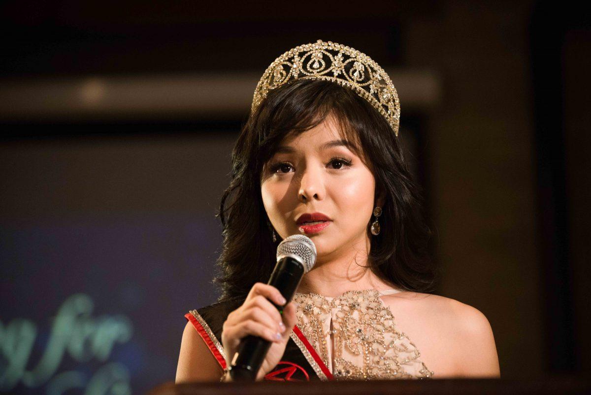Miss World Canada Anastasia Lin speaks to her supporters at an event in her honor at the Spoke Club in downtown Toronto on Dec. 15, 2015. (Matthew Little/Epoch Times)