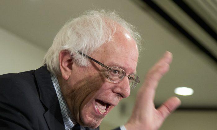Bernie Sanders’ Campaign Penalized for Accessing Hillary Clinton’s Confidential Voter Data