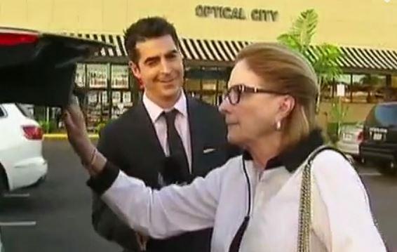 Florida Mayor Whose City is Suing Residents Over Christmas Lights Gets Confronted by Reporter