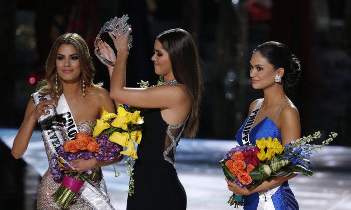 After Miss Colombia Gets De-crowned in Miss Universe, Outraged Colombians Look for Someone to Blame