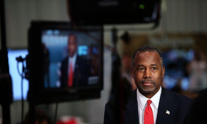 Carson Looks for Right Campaign Balance on Foreign Affairs