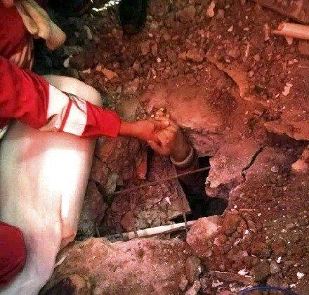 First Survivor Is Freed From Rubble in Shenzhen Landslide