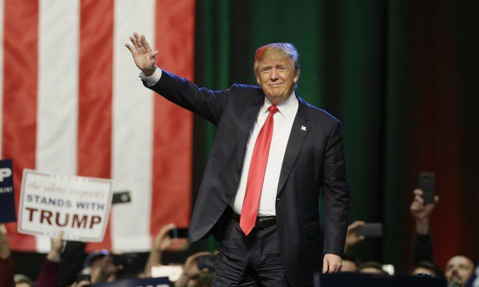New Hampshire Union Leader Publisher Compares Donald Trump to ‘Back to the Future’ Character