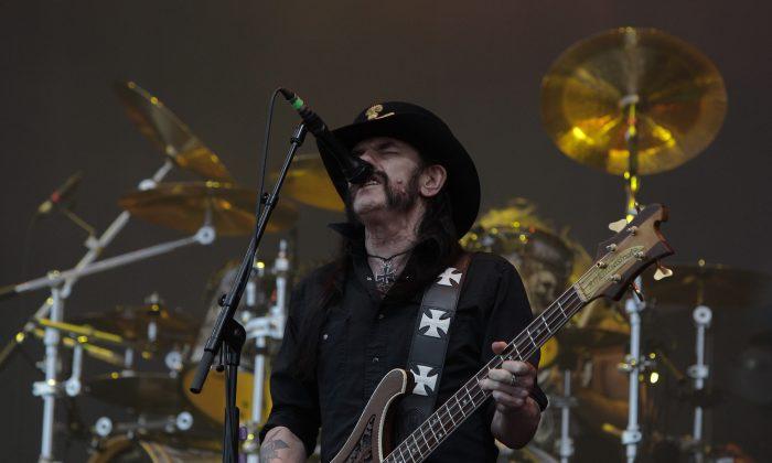 Lemmy Kilmister, Motörhead Frontman, Dead at 70 of ‘Extremely aggressive cancer’