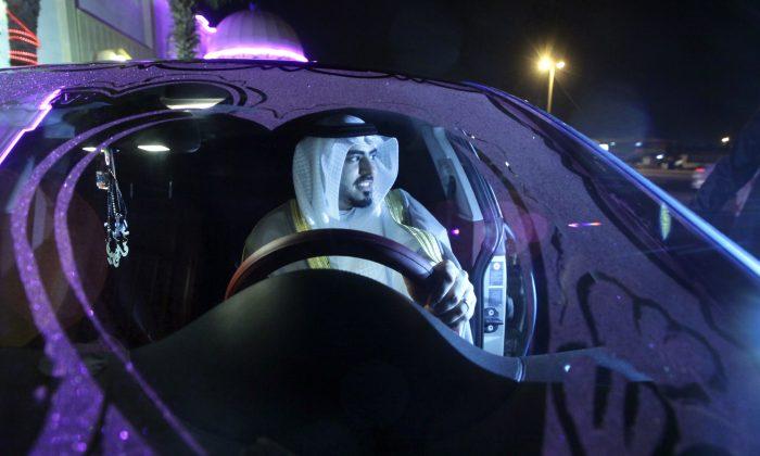 Saudi Arabia Posts $98 Billion Deficit, Raises Gasoline Prices