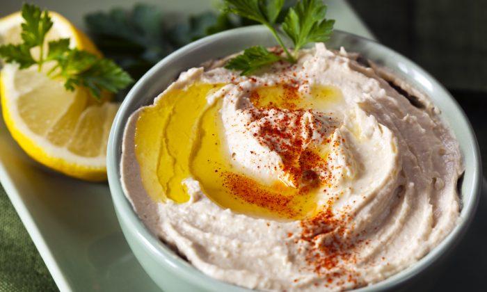 The Best Raw Hummus Ever