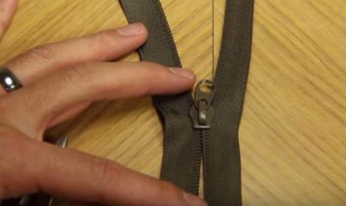 Here’s the Simple Way to Fix That Broken Zipper That Just Won’t Close