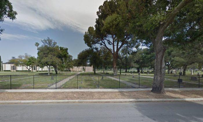 3 People Killed in Possible Murder-Suicide in S. California Cemetery