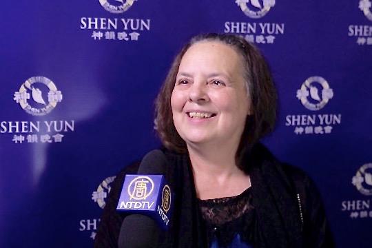 Experts Full of Praise for Shen Yun