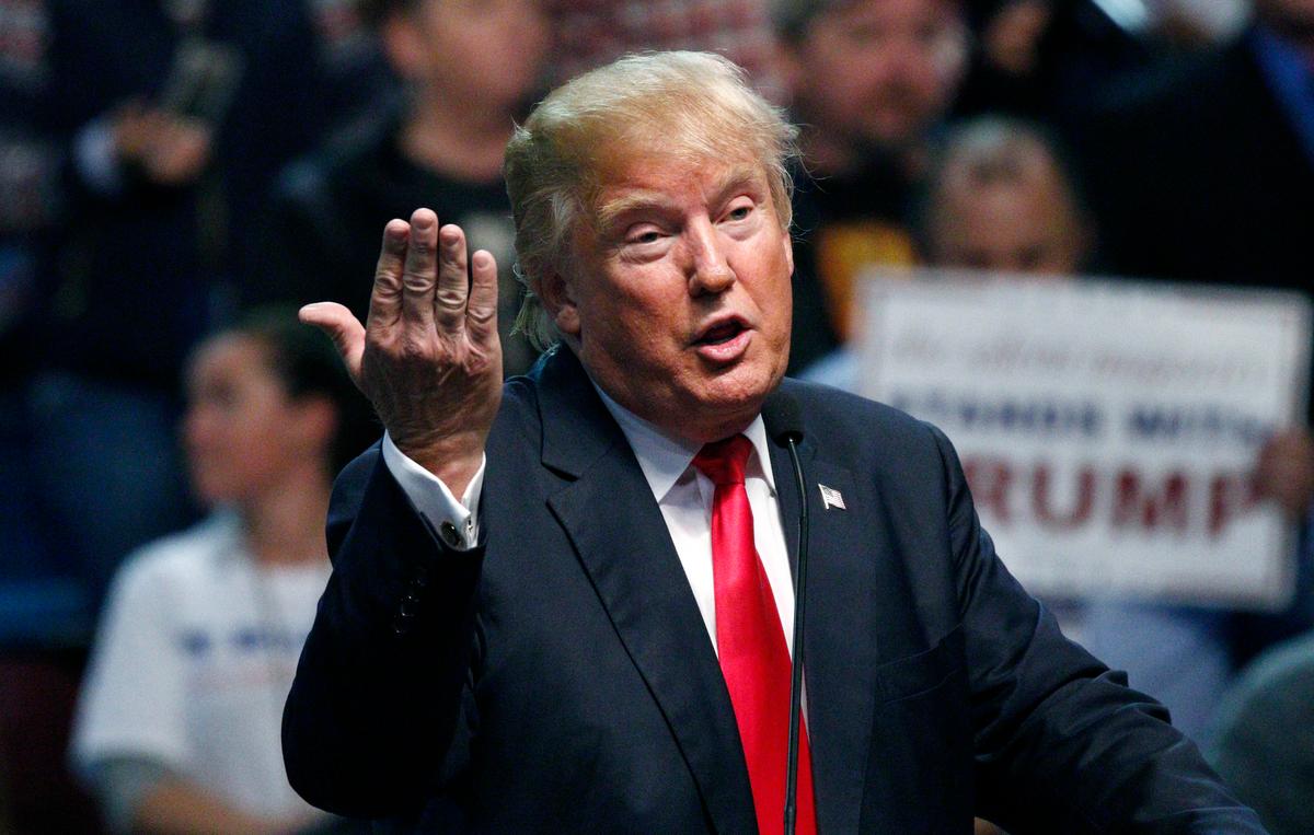 Trump Says at Biloxi, Mississippi Rally That Hillary Clinton and President Obama ‘Created ISIS’