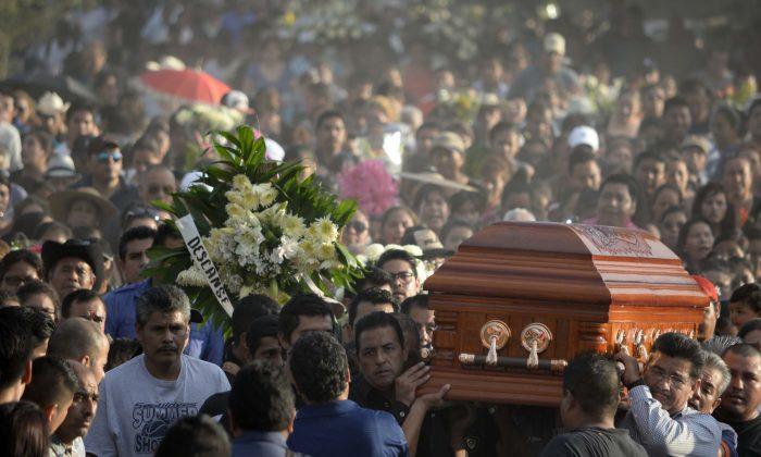 Mexico Mayor’s Killer Reveals Clandestine Graves of 4 People