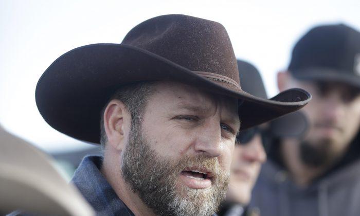 Ammon Bundy and Members of Oregon Protest Arrested After Confrontation With FBI: Reports