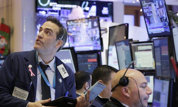 US Stock Market Drops, Ending Its Worst Week Since 2011