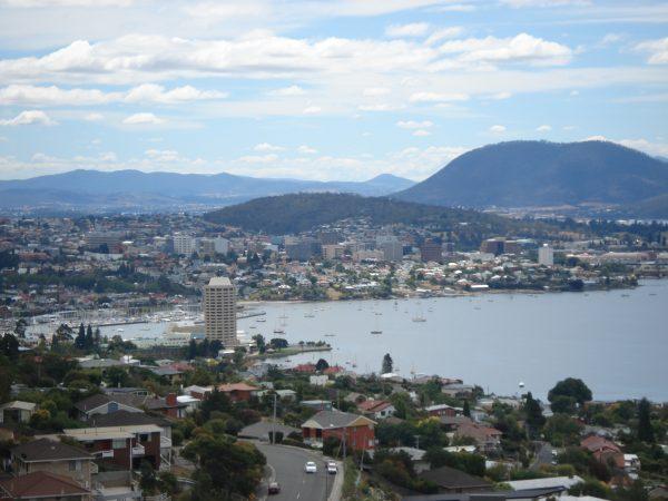 Hobart Central Business District, with Wrest Point Casino looming over the harbour and Mt. Wellington in the background. (Aaroncrick/Wikimedia Commons)