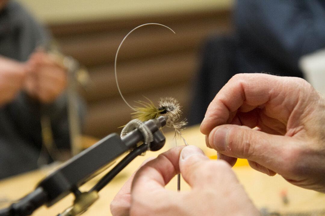 Photo Gallery: Fly Tying at Gander Mountain
