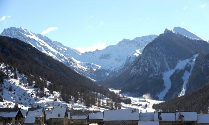 Avalanche Kills 5 Soldiers During French Alps Training