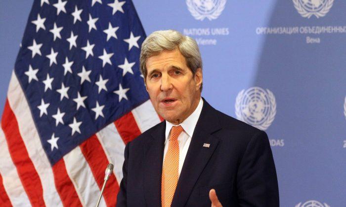 Kerry Says Syria Peace Talks May Be Delayed by a Day or 2