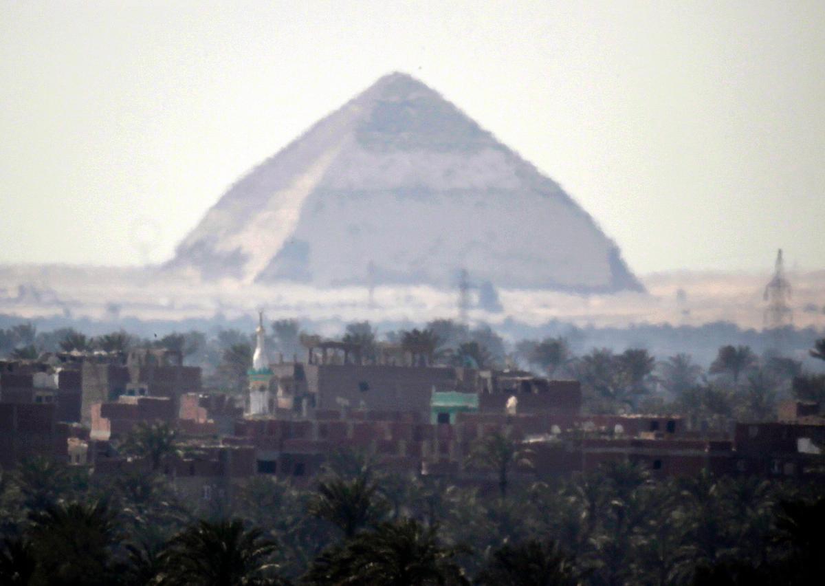 Particles Could Reveal Clues to How Egypt Pyramid Was Built