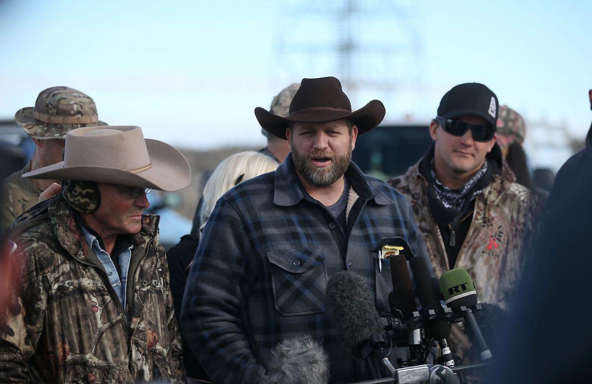 Ammon Bundy, the leader of an anti-government militia, speaks to the media in front of the Malheur National Wildlife Refuge Headquarters, near Burns, Ore., on Jan. 6, 2016. (Justin Sullivan/Getty Images)