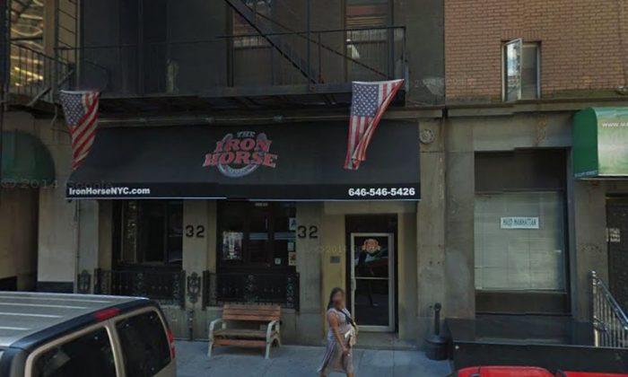 NYC Bar Gets 1-Star Review on Yelp, And Owner Tears It Down in Viral Response