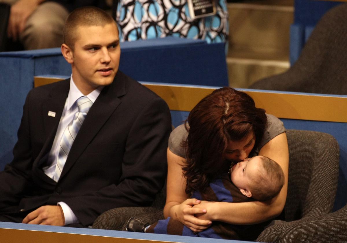 Sarah Palin’s Son Arrested After Allegedly Punching Girlfriend, Brandishing Assault Rifle