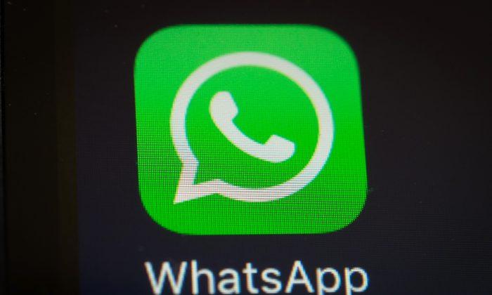 How to Read a WhatsApp Message Without Triggering the Blue Tick