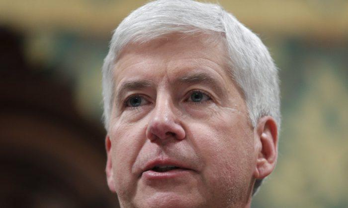 Michigan Gov. Snyder Just Got Called to Testify Before Congress Over Tainted Water