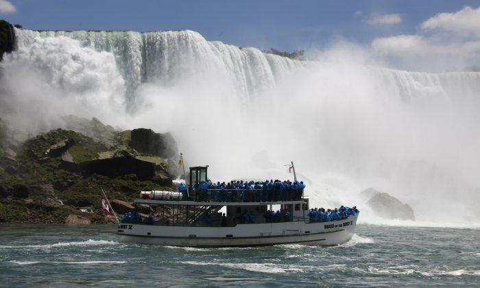 Officials May Temporarily Turn Niagara Falls Into Trickle