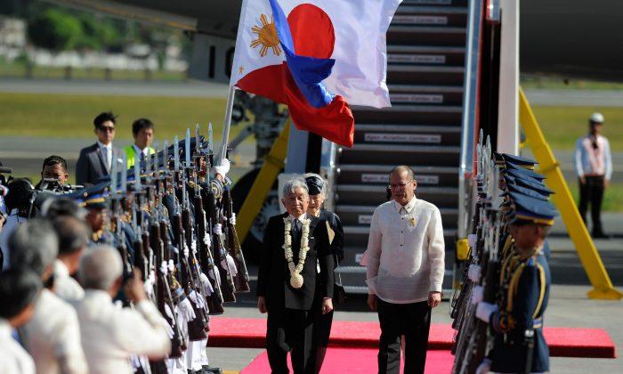 Philippine Leader Welcomes Japan’s Emperor as Ties Blossom