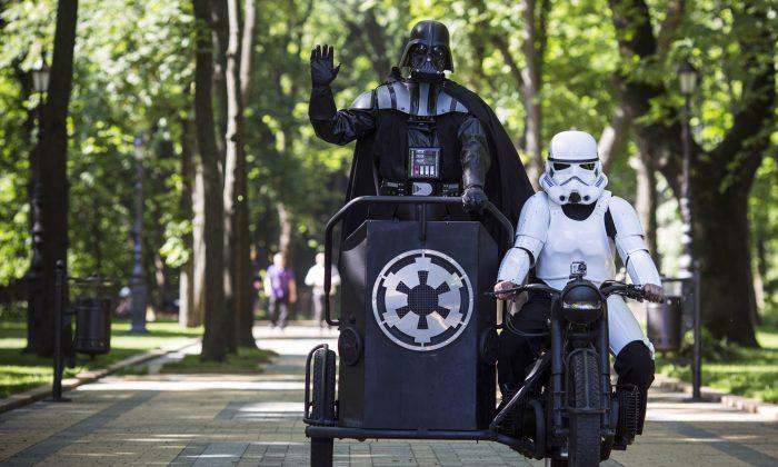 Darth Vader Statue Appears in Poland
