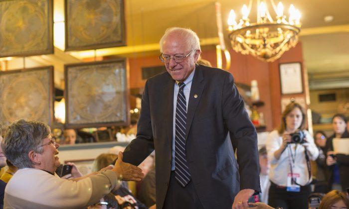 Bernie Sanders Predicts ‘Very, Very Close’ Election in Iowa