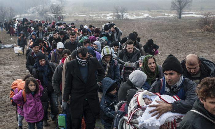 Greece Blasts Austria as More Migrants Stranded