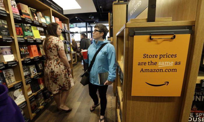 Amazon Is Planning to Open Hundreds of Bookstores, Mall CEO Says