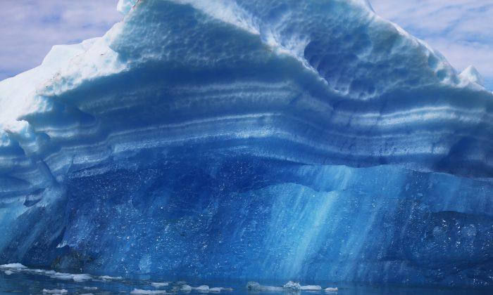 Greenland’s Ice Sheet Releases 400,000 Metric Tons of Phosphorus Yearly, Study Says