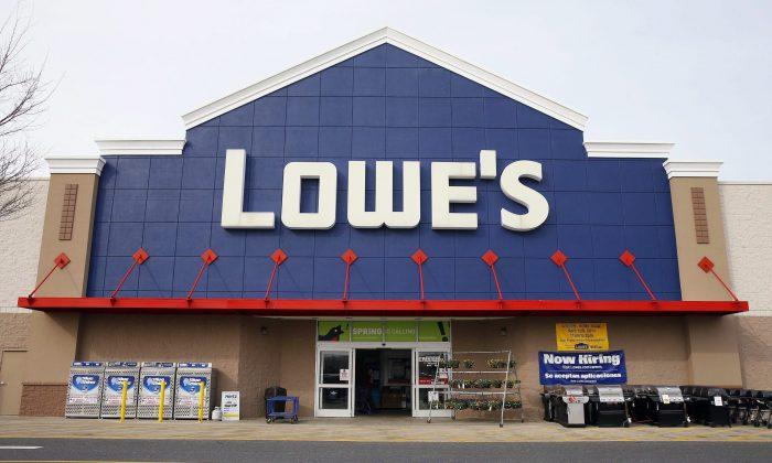 Lowe’s to Give $55 Million in Bonuses for Hourly Workers to Fight Inflation