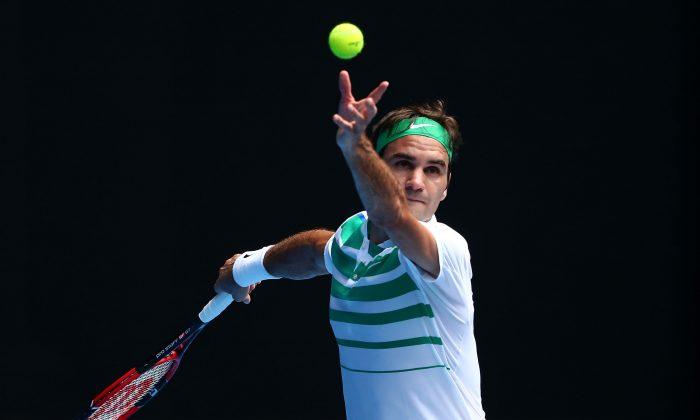 Roger Federer Out for 4 Weeks After Undergoing Knee Surgery
