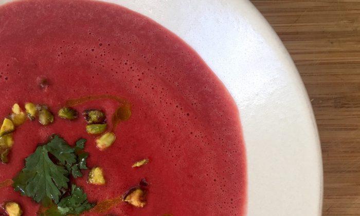 Cilantro-Beet Soup: Ready in 10 Minutes