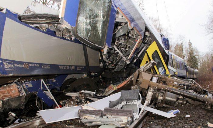 Train Crash in Germany Kills at Least 10, Injures 80