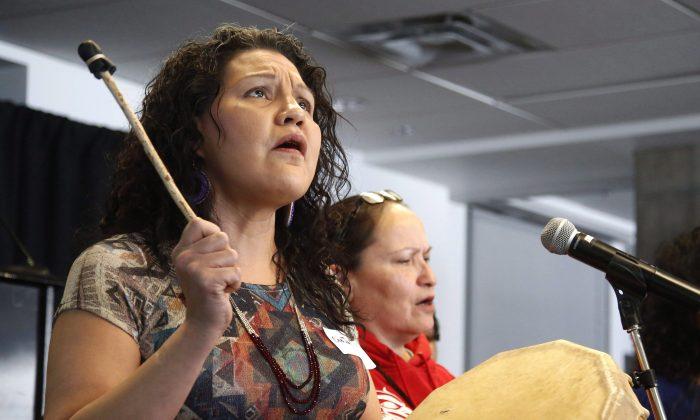 Bennett Hears Anger, Cynicism From Families of Murdered Aboriginal Women