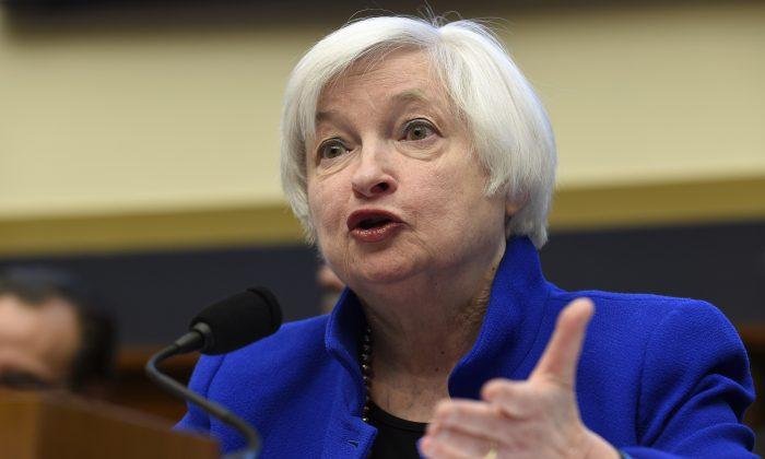 Yellen: Persistent Economic Weakness Could Slow Rate Hikes