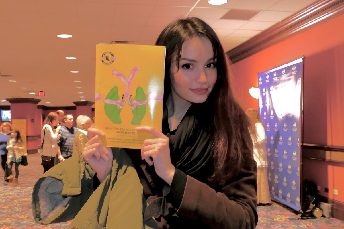 Shen Yun Shows Model the Spiritual Side of China’s Arts